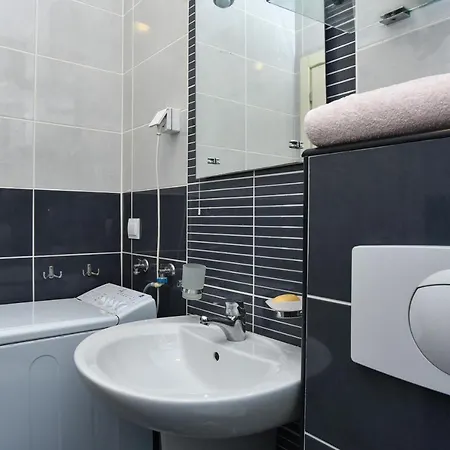 Apartman Lux M Center *