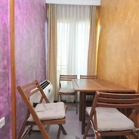 Lux M Center