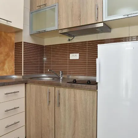 Lux M Center Apartment *